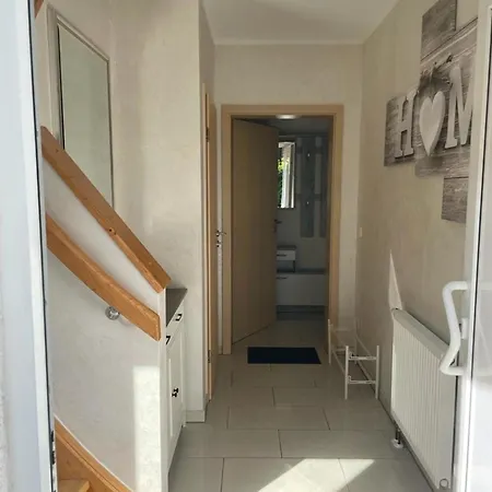 Nrw -ferienwohnung-neu Renoviert! Zuhause Auf Zeit In Nussberg Apartment